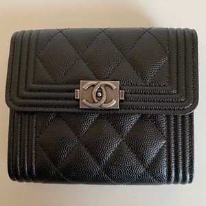 CHANEL Boy Flap Wallet Grained Calfskin in Black